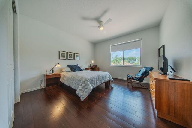 163 Bella Vista Way, Royal Palm Beach, FL 33411