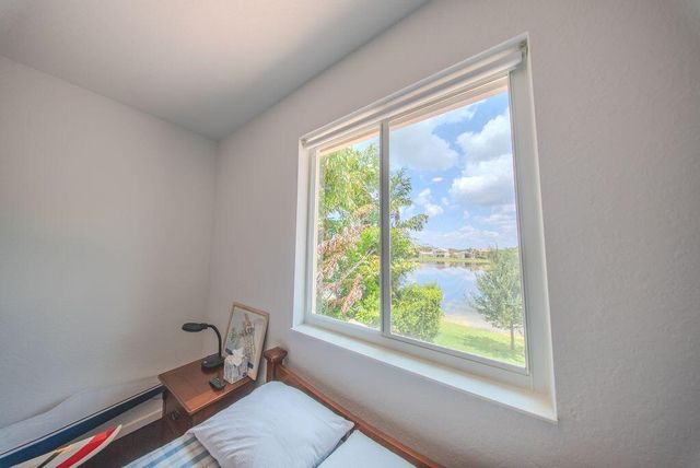 163 Bella Vista Way, Royal Palm Beach, FL 33411