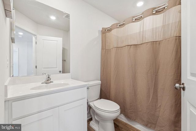 79 SWAN FIELD AVE, Ranson, WV 25438
