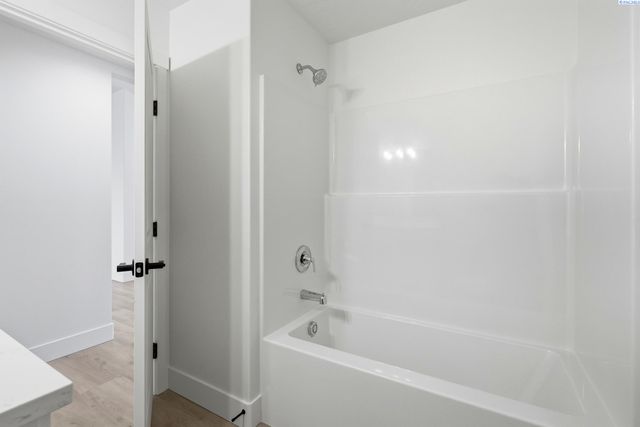 6485 W 29th Ct, Kennewick, WA 99338