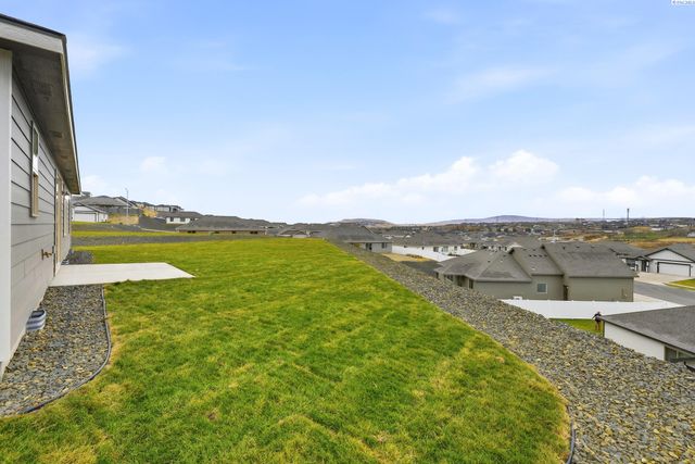 6485 W 29th Ct, Kennewick, WA 99338