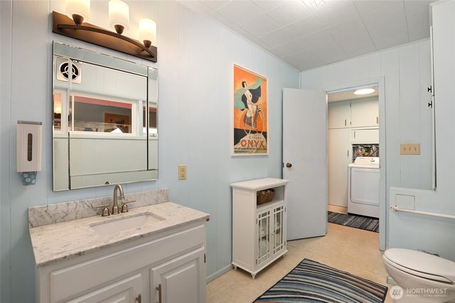 215 H Street, Cosmopolis, WA 98537