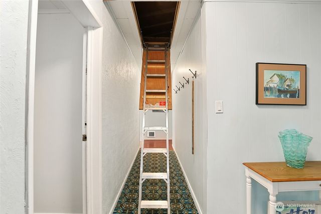 215 H Street, Cosmopolis, WA 98537