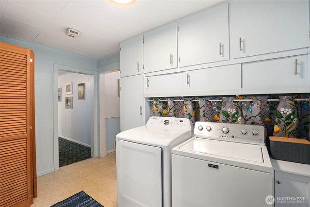 215 H Street, Cosmopolis, WA 98537