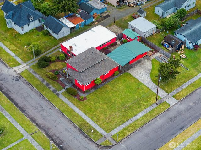 215 H Street, Cosmopolis, WA 98537