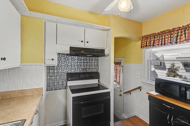 2302 Woodburn Avenue, Middletown, OH 45042