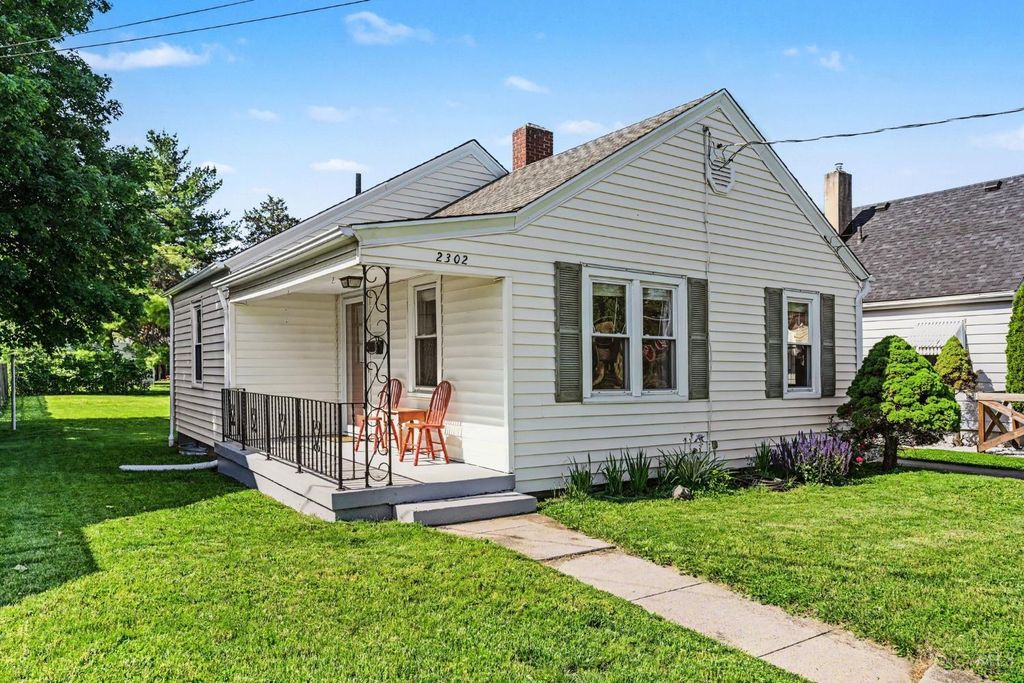 2302 Woodburn Avenue, Middletown, OH 45042