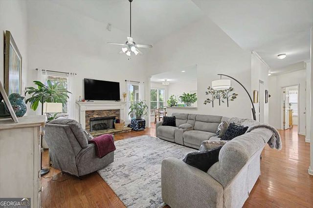 320 Cabinwood Trail, Canton, GA 30115