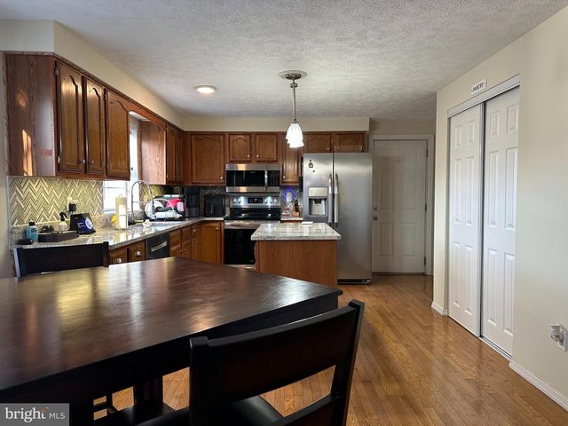 382 RIDGEWOOD DR, Fort Ashby, WV 26719