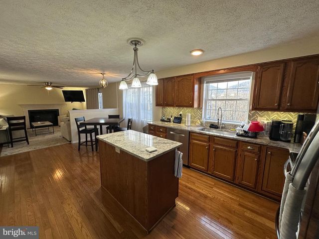 382 RIDGEWOOD DR, Fort Ashby, WV 26719