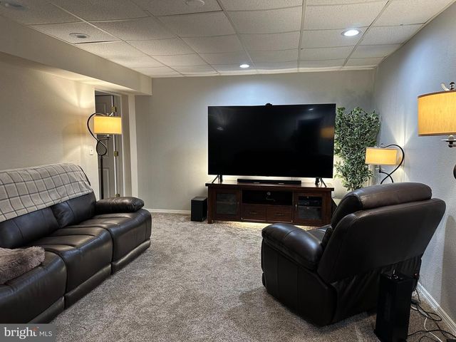 382 RIDGEWOOD DR, Fort Ashby, WV 26719