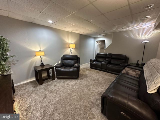 382 RIDGEWOOD DR, Fort Ashby, WV 26719