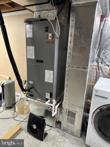 382 RIDGEWOOD DR, Fort Ashby, WV 26719