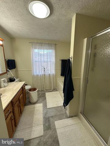 382 RIDGEWOOD DR, Fort Ashby, WV 26719