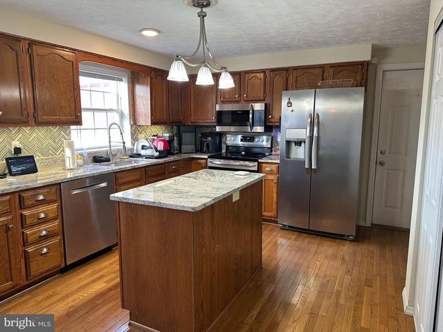 382 RIDGEWOOD DR, Fort Ashby, WV 26719