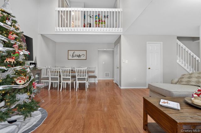 36 Sycamore Court, Highland Mills, NY 10930