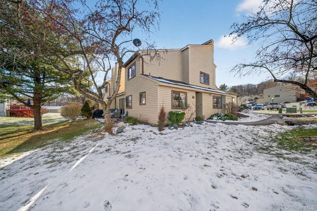 36 Sycamore Court, Highland Mills, NY 10930