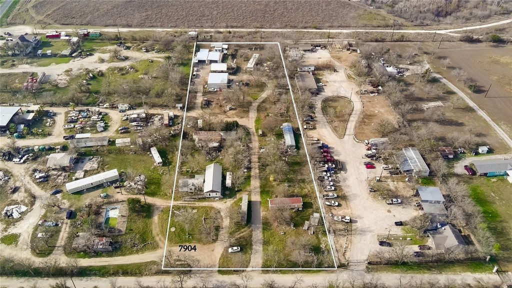 7904 Dee Gabriel Collins RD B, Austin, TX 78744