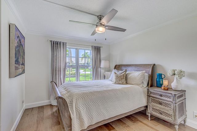 5560 Tamberlane Circle 127, Palm Beach Gardens, FL 33418