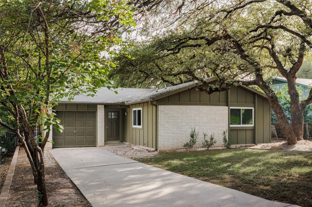 402 Blueberry HL, Austin, TX 78745
