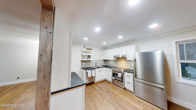 124 Jefferson Street, Beaufort, NC 28516