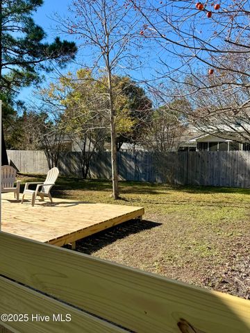 124 Jefferson Street, Beaufort, NC 28516