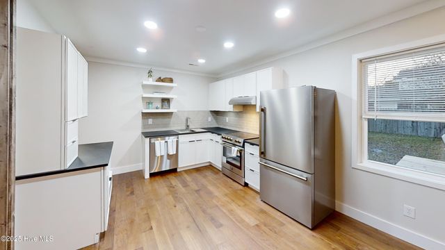 124 Jefferson Street, Beaufort, NC 28516