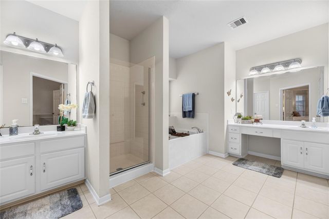 9715 Wheaton Edge Lane, Houston, TX 77095