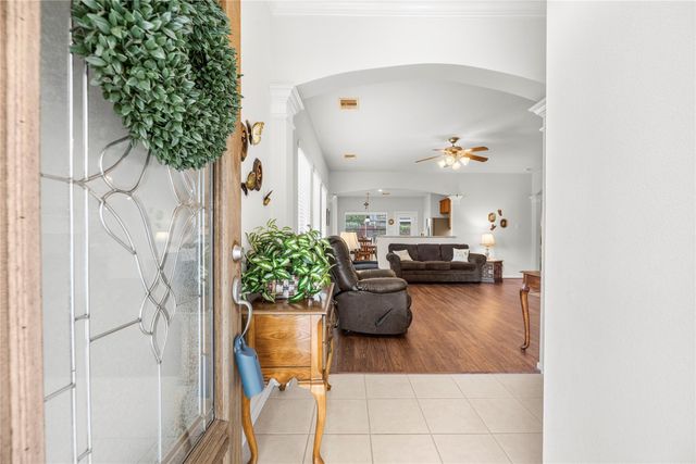 9715 Wheaton Edge Lane, Houston, TX 77095