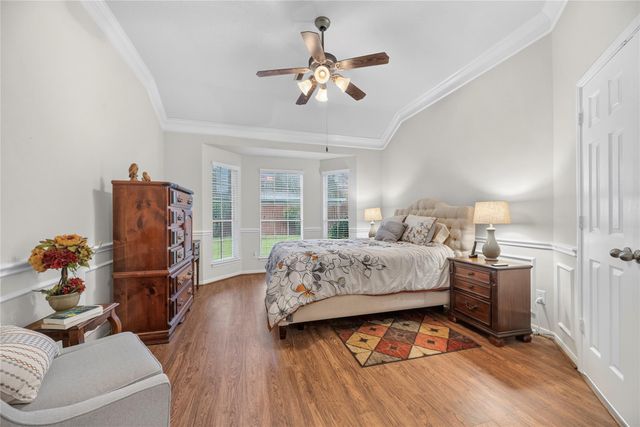 9715 Wheaton Edge Lane, Houston, TX 77095