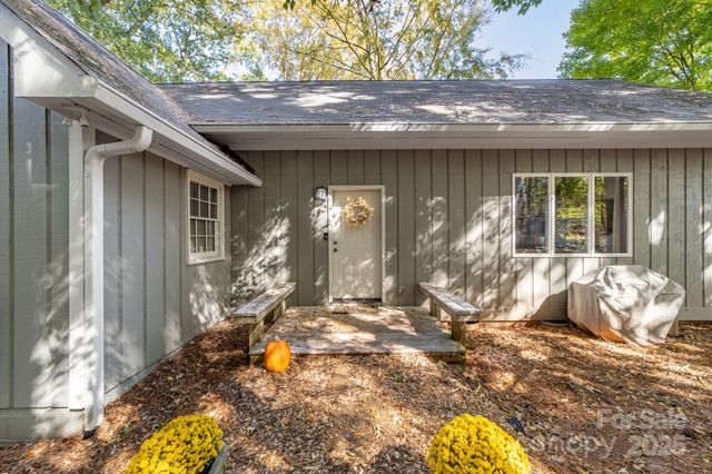 17005 Belle Isle Drive, Cornelius, NC 28031