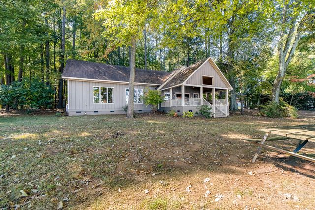 17005 Belle Isle Drive, Cornelius, NC 28031