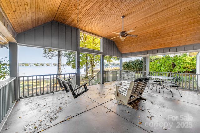 17005 Belle Isle Drive, Cornelius, NC 28031