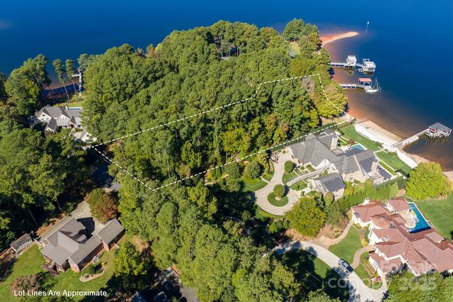 17005 Belle Isle Drive, Cornelius, NC 28031