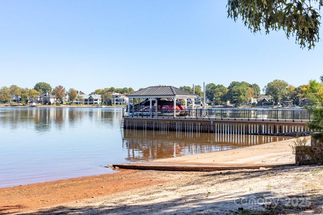 17005 Belle Isle Drive, Cornelius, NC 28031