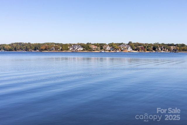 17005 Belle Isle Drive, Cornelius, NC 28031