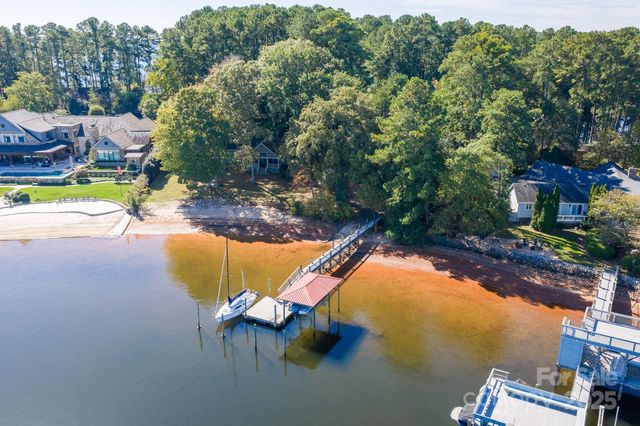 17005 Belle Isle Drive, Cornelius, NC 28031