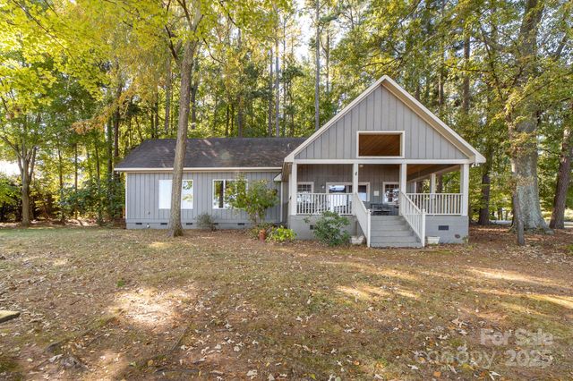 17005 Belle Isle Drive, Cornelius, NC 28031