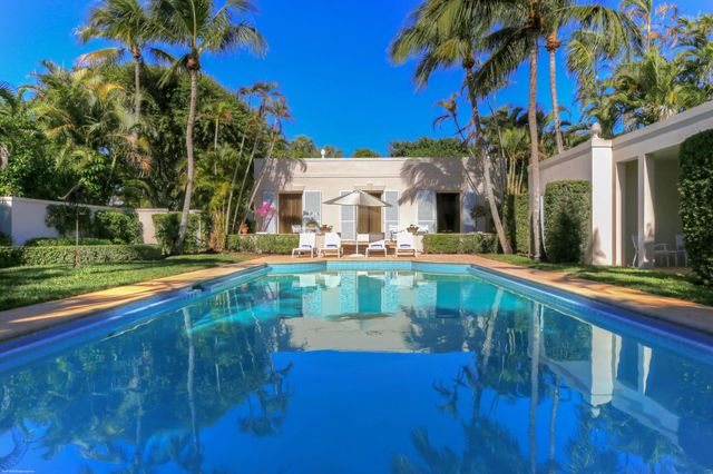 30 Gomez Road, Jupiter Island, FL 33455