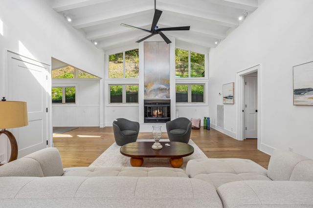 7407 Indian Creek Rd, Nashville, TN 37209