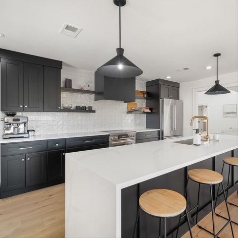 7407 Indian Creek Rd, Nashville, TN 37209