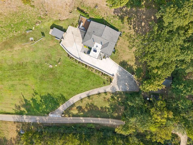7407 Indian Creek Rd, Nashville, TN 37209