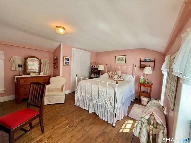 10 Weekeepeemee Road, Woodbury, CT 06798