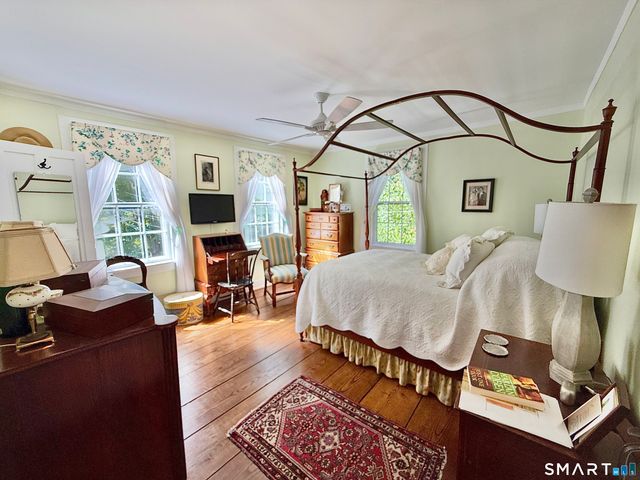 10 Weekeepeemee Road, Woodbury, CT 06798