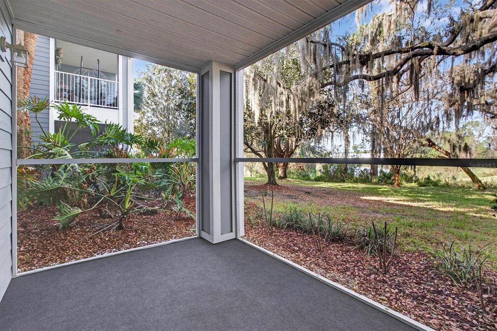 Image 28 of property listing at 2532 GRASSY POINT DRIVE 106, Lake Mary, FL 32746