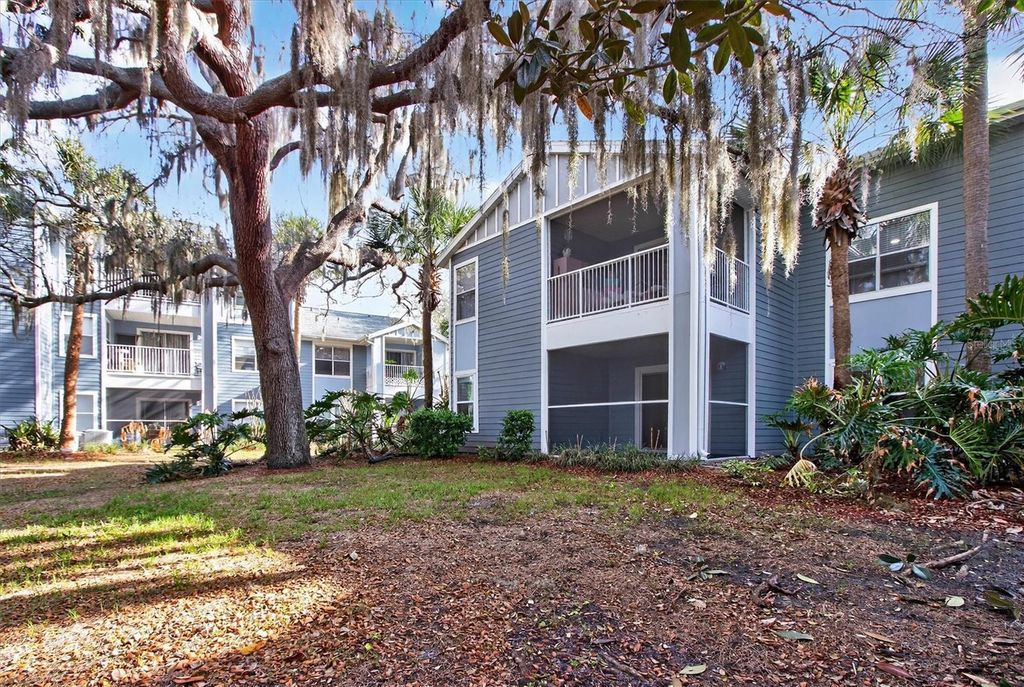 Image 29 of property listing at 2532 GRASSY POINT DRIVE 106, Lake Mary, FL 32746