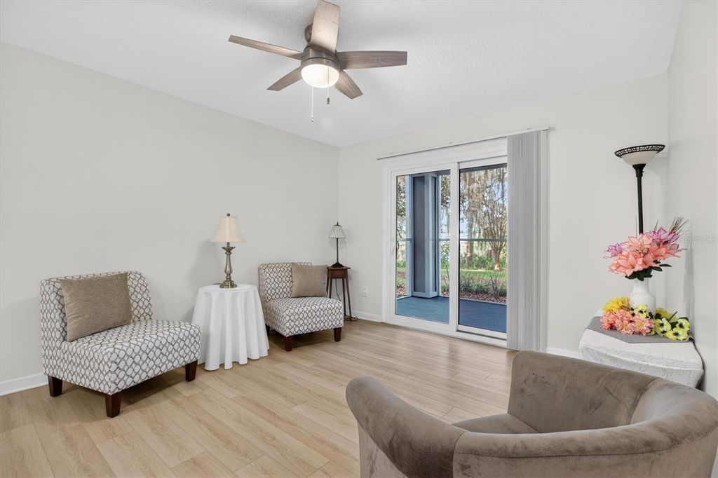 Image 5 of property listing at 2532 GRASSY POINT DRIVE 106, Lake Mary, FL 32746