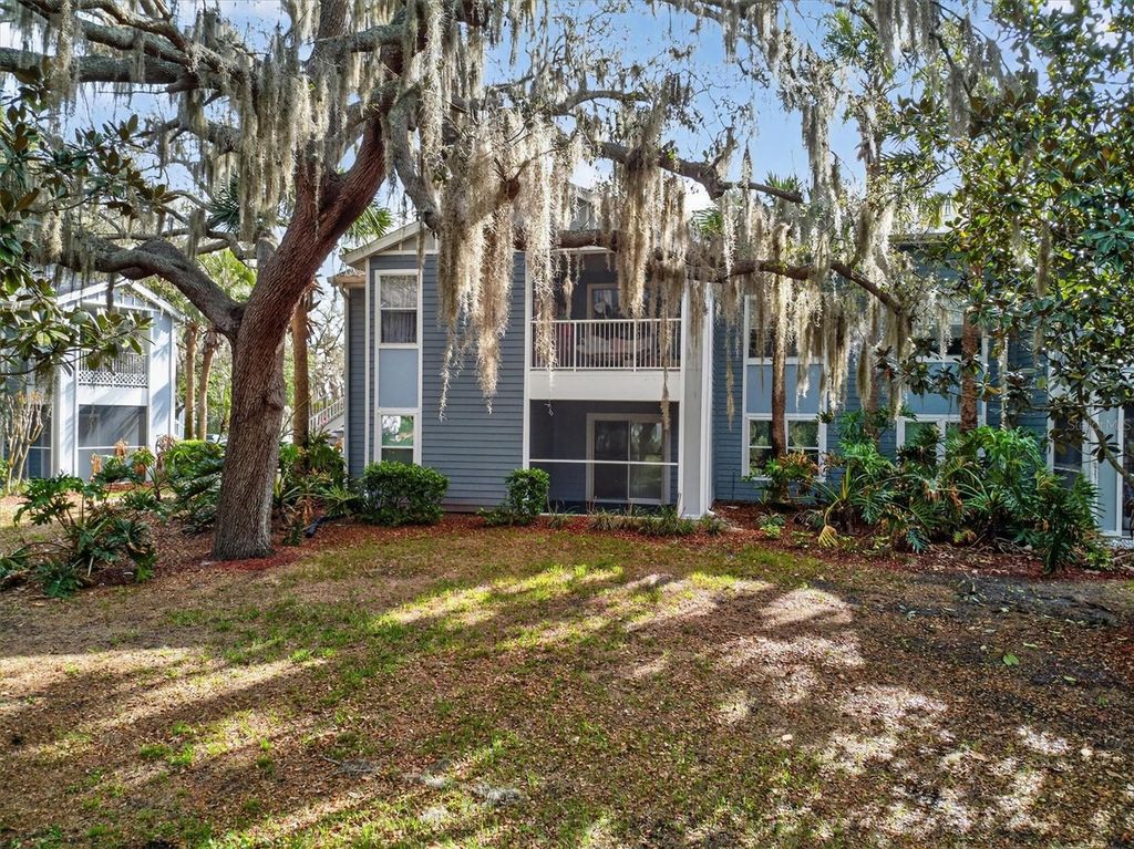 Image 44 of property listing at 2532 GRASSY POINT DRIVE 106, Lake Mary, FL 32746