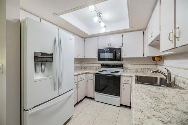 2150 SHELLY DRIVE D, Palm Harbor, FL 34684