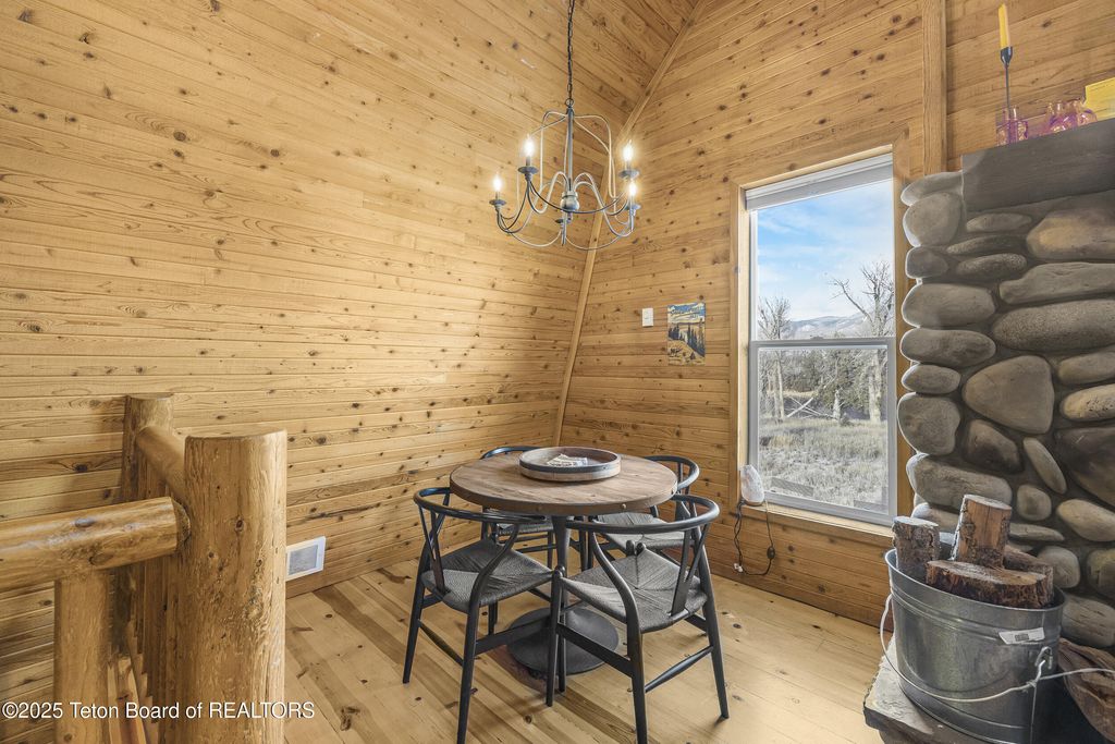 863 SNAKE RIVER Road, Swan Valley, ID 83449 photo 13